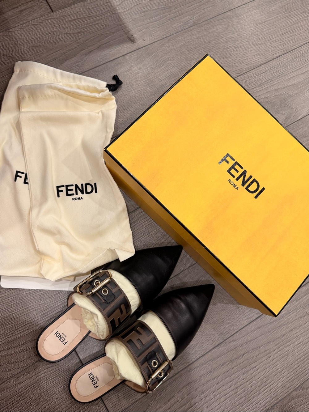 Fendi Black & Brown FF Logo Buckle Pointed-Toe Mule - Picture 4 of 5